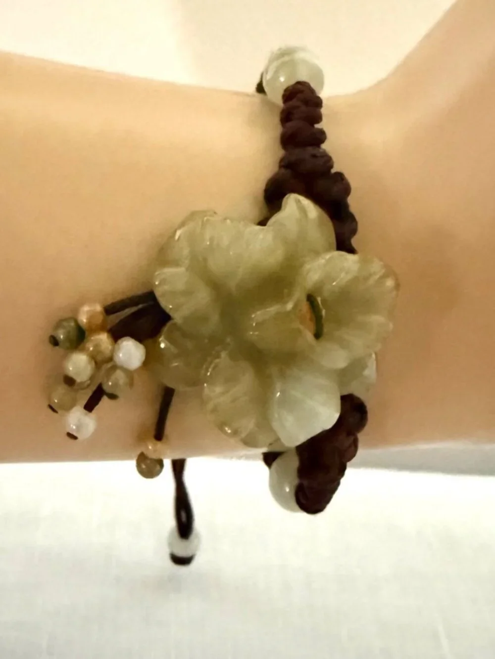 Vintage Handmade Jade Flower Macrame Bracelet Adjustable Artisan Natural Stone
